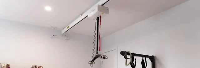 ceiling hoist